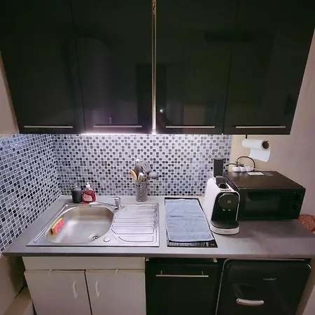 公寓 1 Piece Proche De La *