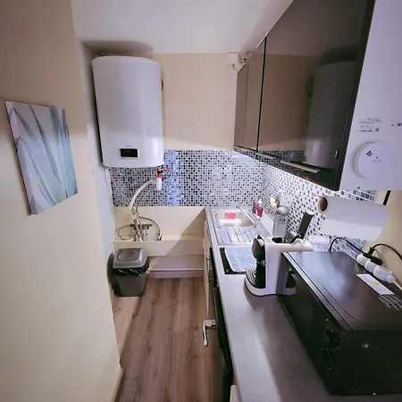 1 Piece Proche De La * 勒格罗-迪鲁瓦