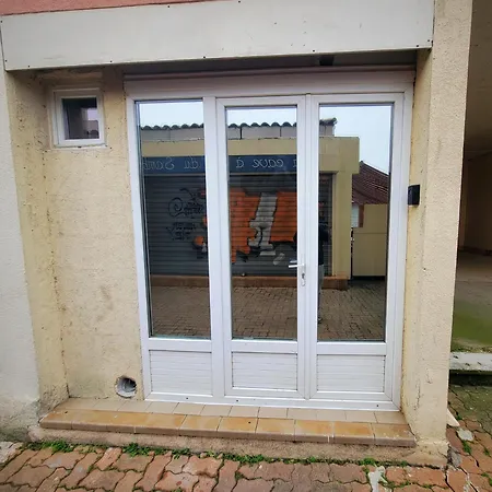 Daire 1 Piece Proche De La *